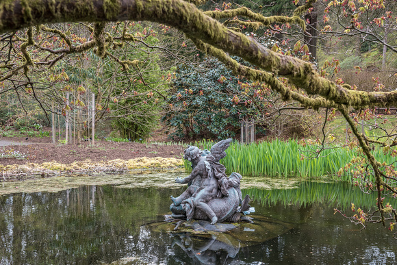 Benmore Statue